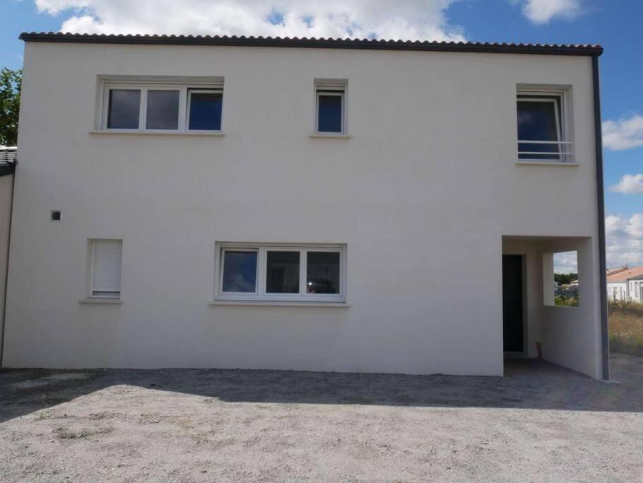Studio Lumineux Avec Terrasse La Roche-sur-Yon Zewnętrze zdjęcie