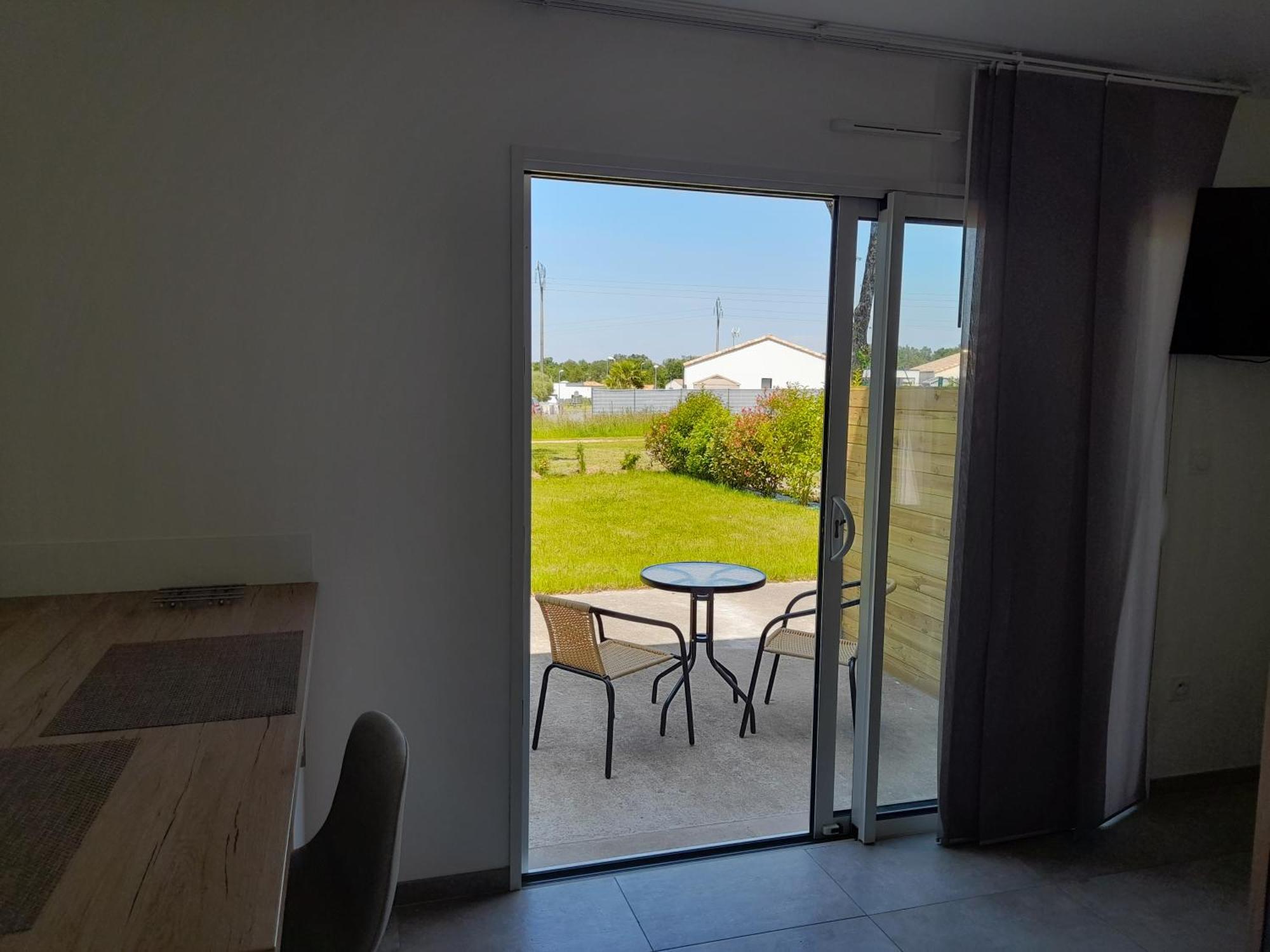 Studio Lumineux Avec Terrasse La Roche-sur-Yon Zewnętrze zdjęcie
